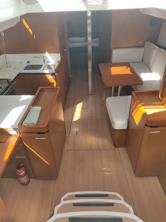 Jeanneau Sun Odyssey 440 | Whisky
