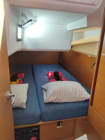 Jeanneau Sun Odyssey 440 | Whisky