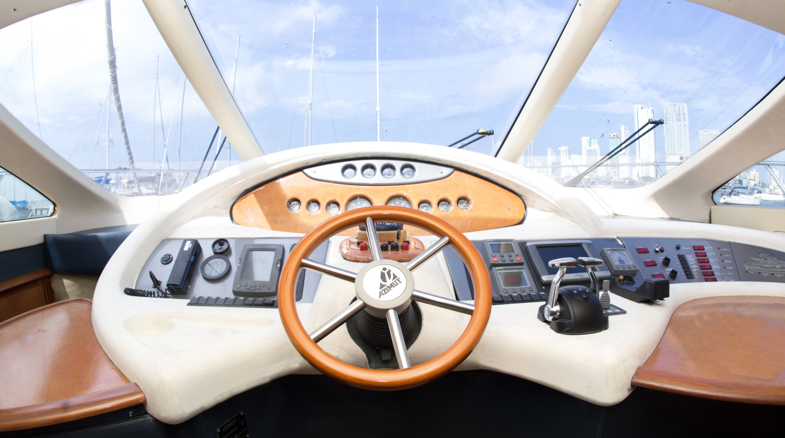 Azimut 62 Fly | Skyland