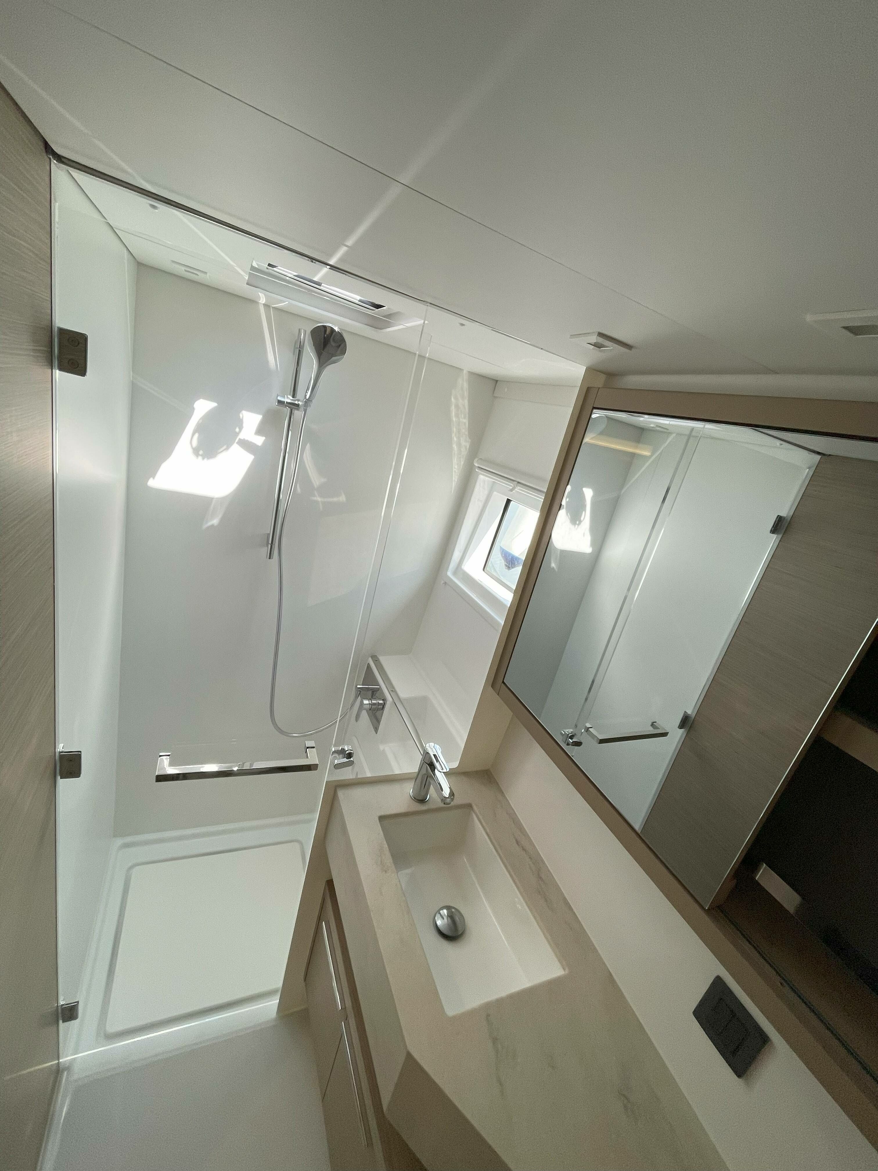 Lagoon 46 | Astraeus