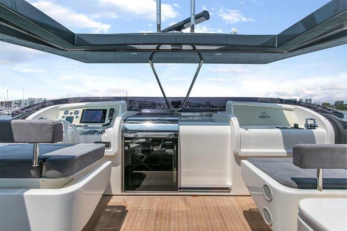 Ferretti 960 | Lontano