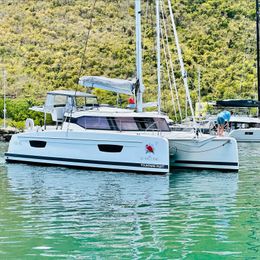 Fountaine Pajot Isla 40 | Scarlet Ibis