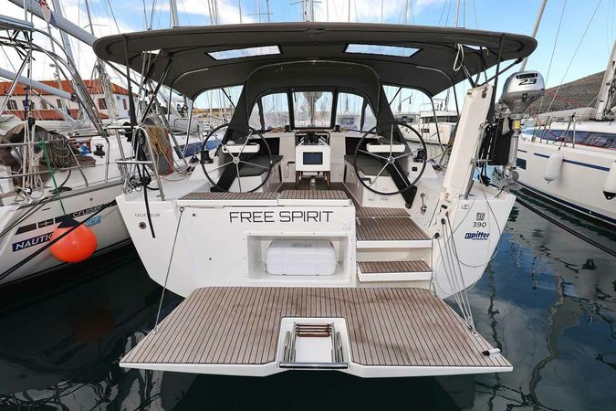 Dufour 390 | Free Spirit
