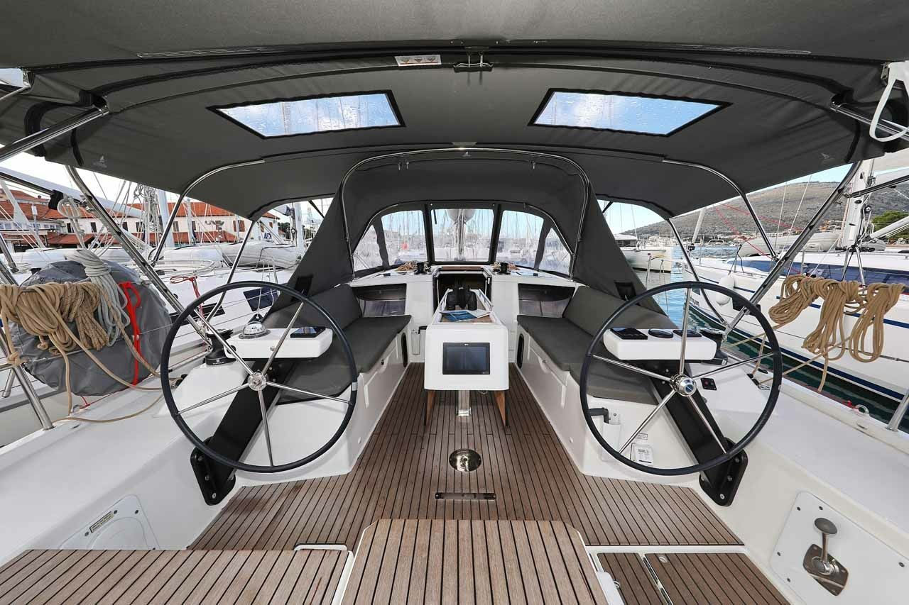Dufour 390 | Free Spirit