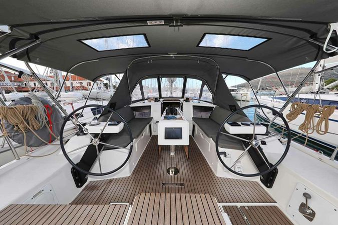 Dufour 390 | Free Spirit