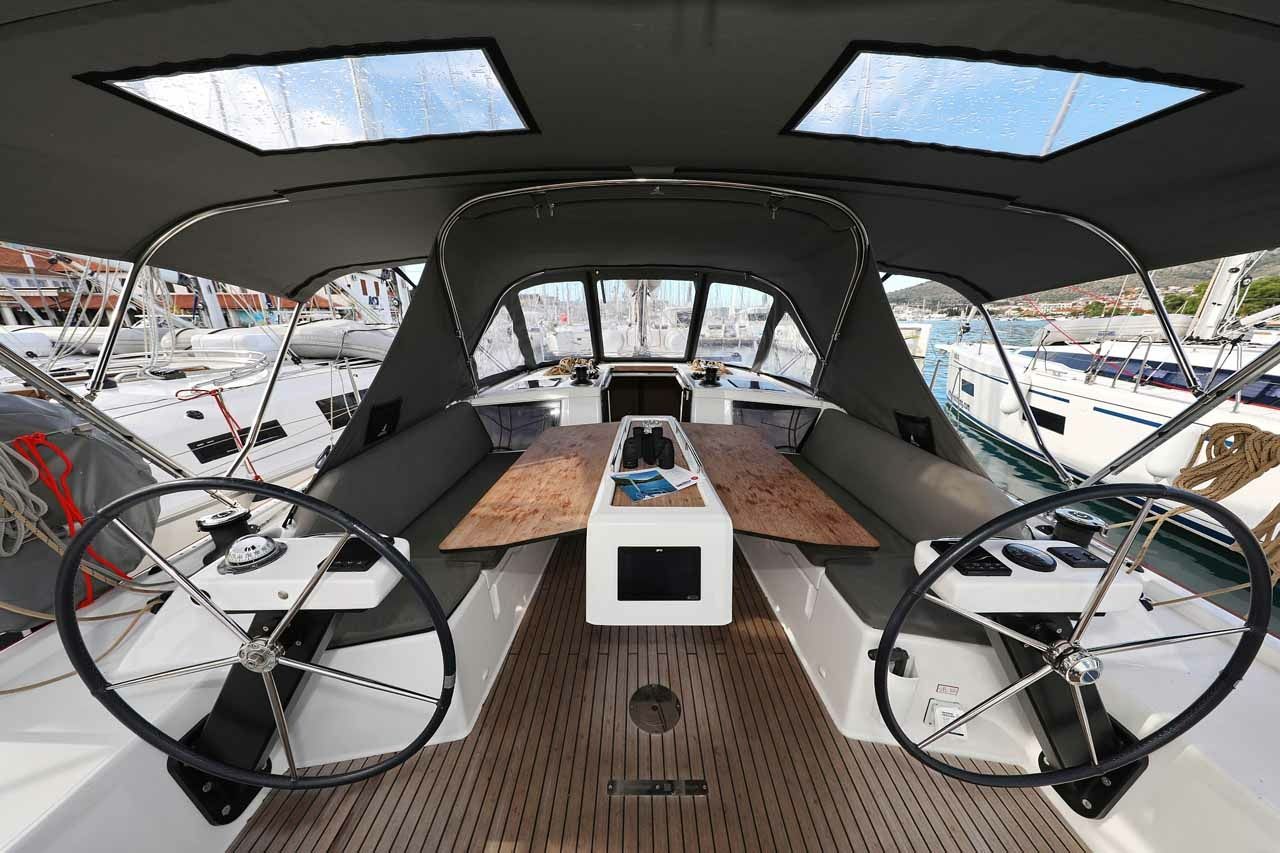 Dufour 390 | Free Spirit