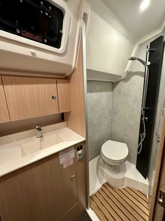 Bavaria C42 | Ermis