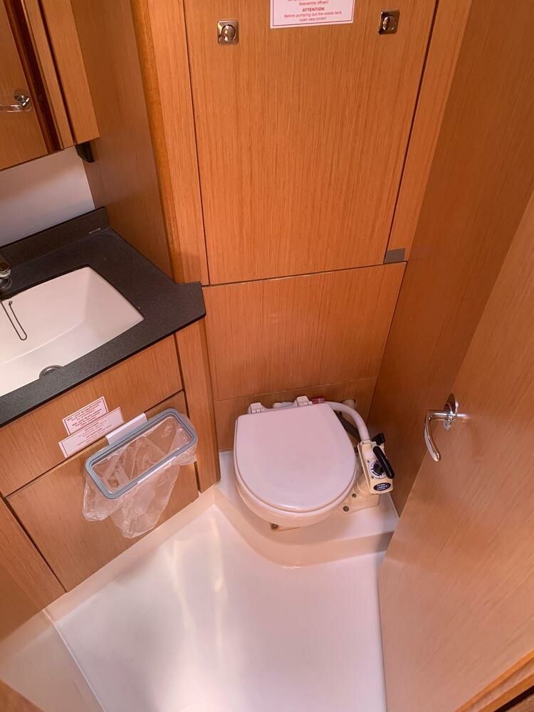 Bavaria Cruiser 41 | Whatever