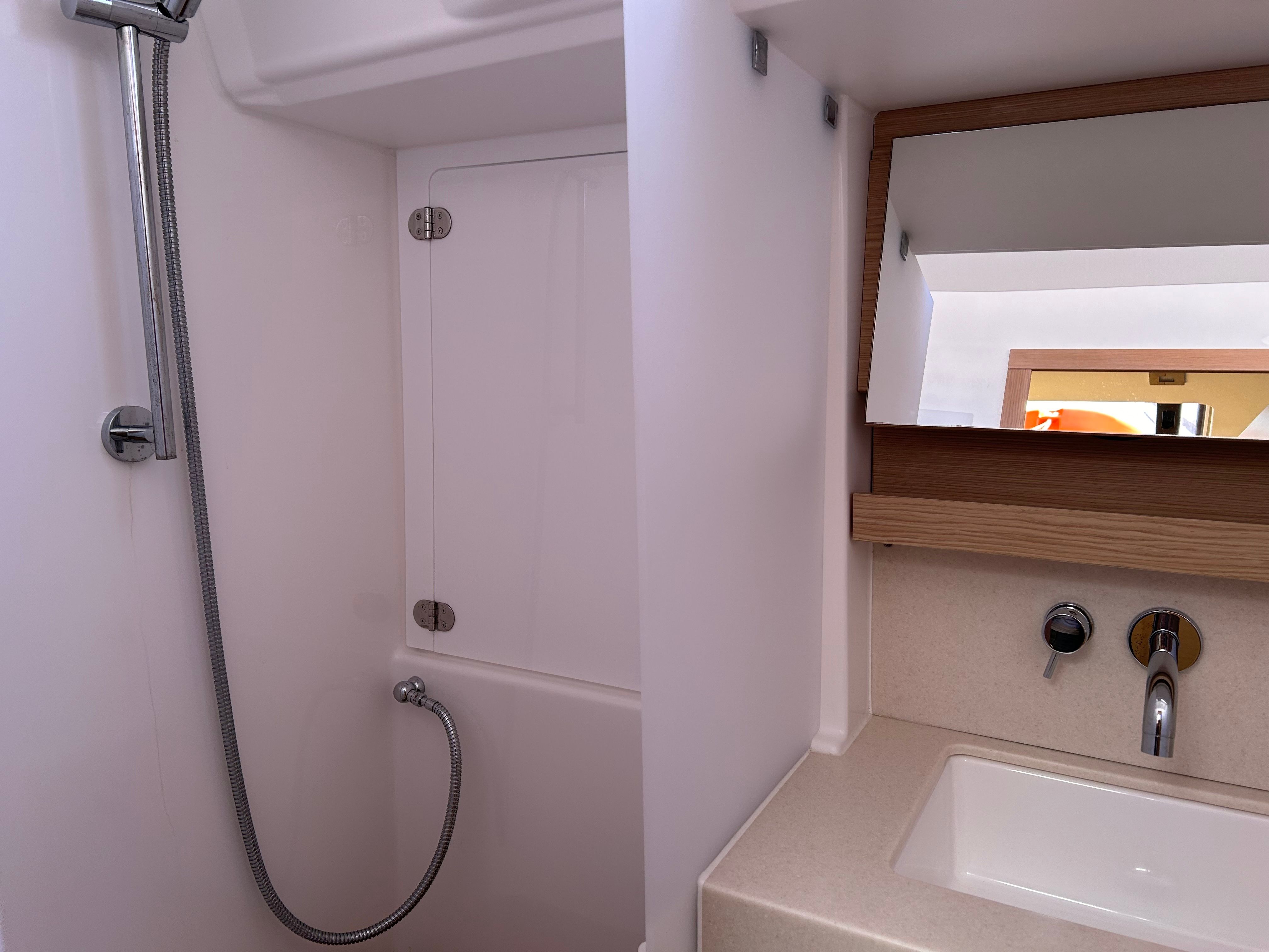 Dufour 470 | Pontika