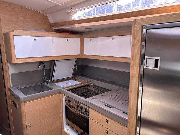 Dufour 470 | Pontika