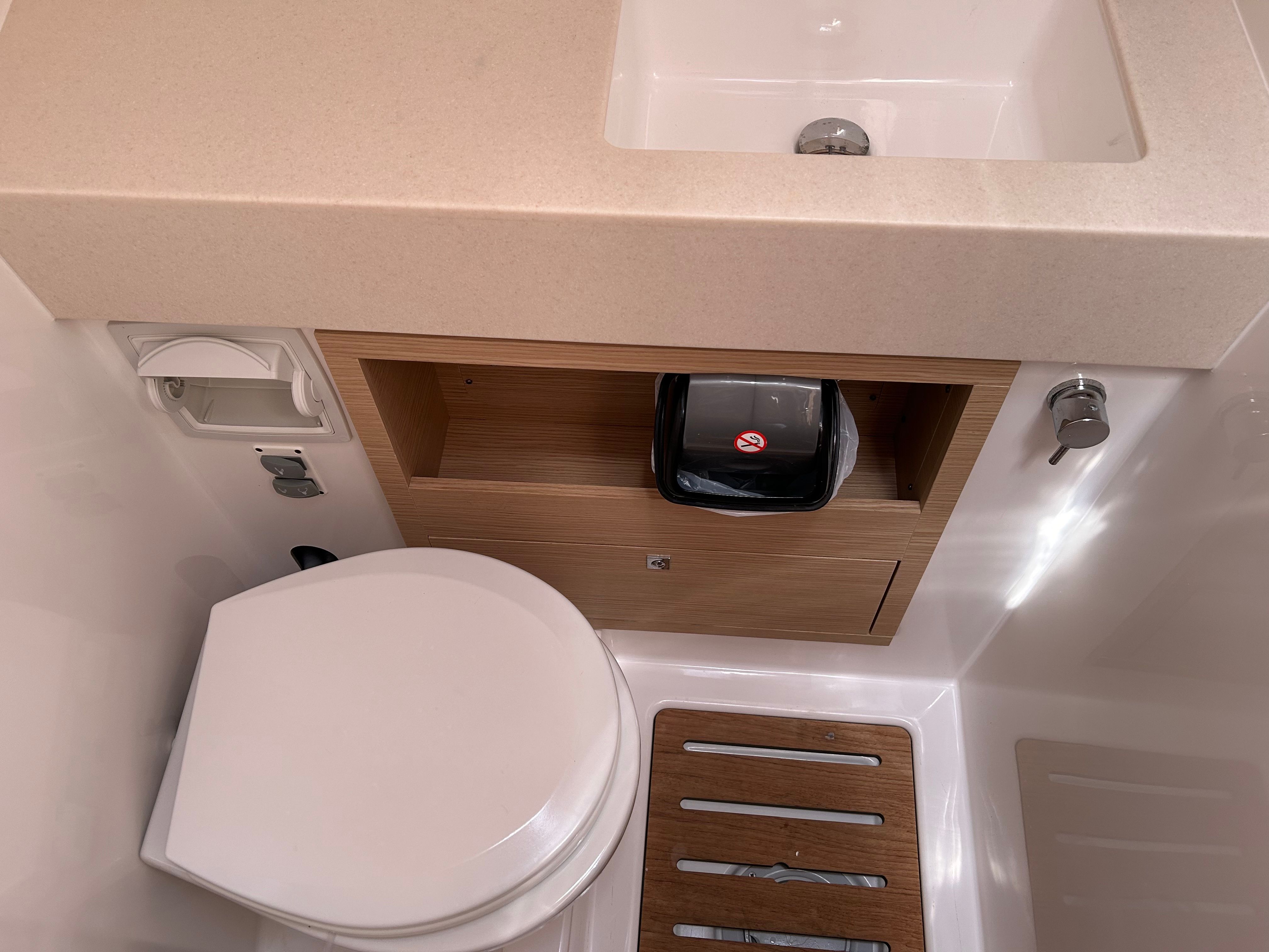 Dufour 470 | Pontika