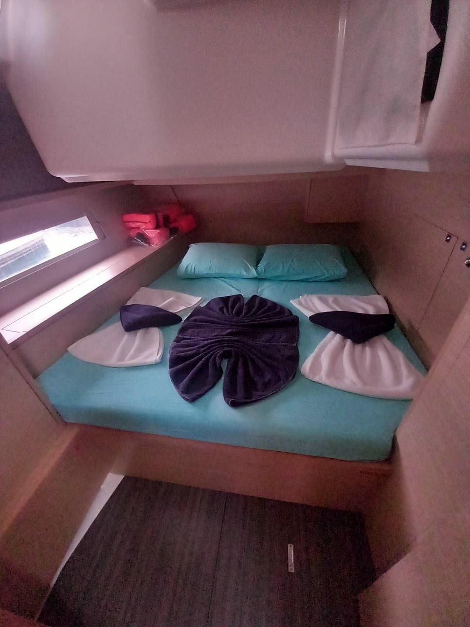 Dufour 470 | Pontika