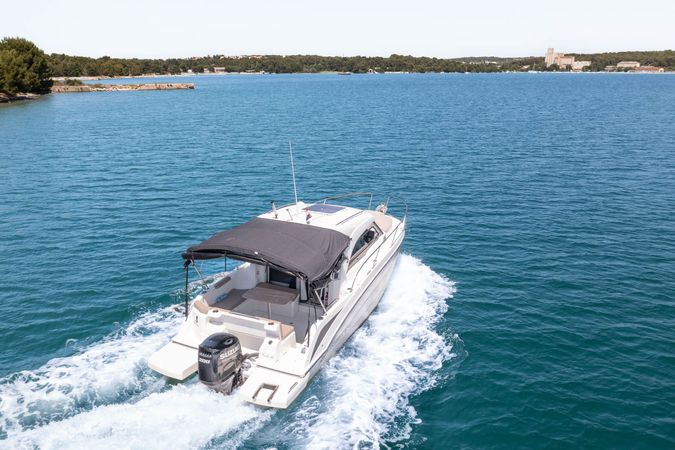 Antares 8 | Isabelle