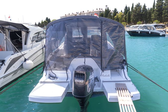 Antares 8 | Isabelle