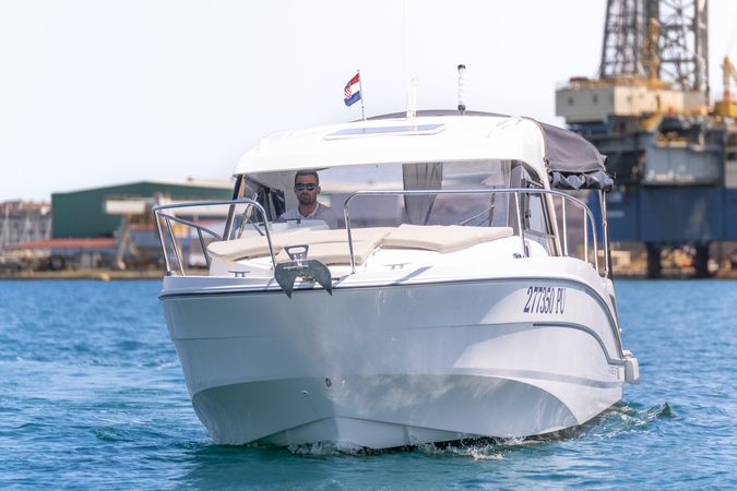 Antares 8 | Isabelle