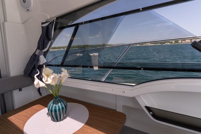 Antares 8 | Isabelle