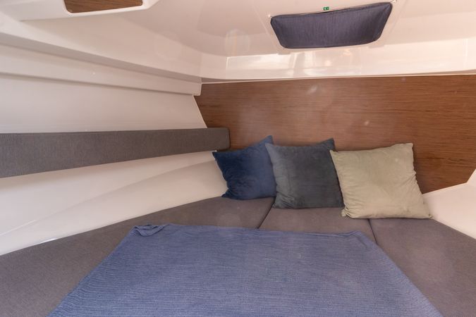 Antares 8 | Isabelle