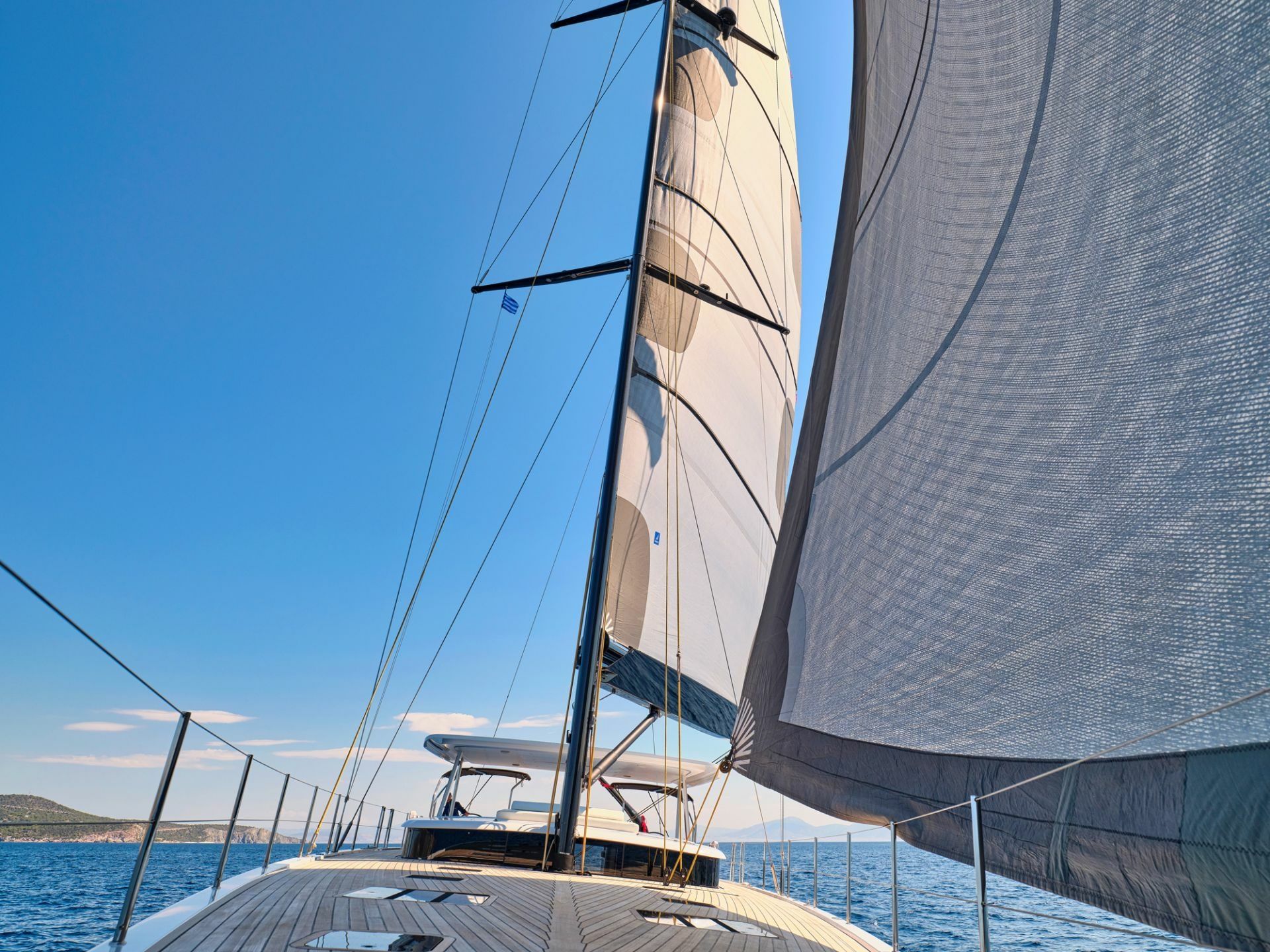 Y Yachts Y8 | Nadamas