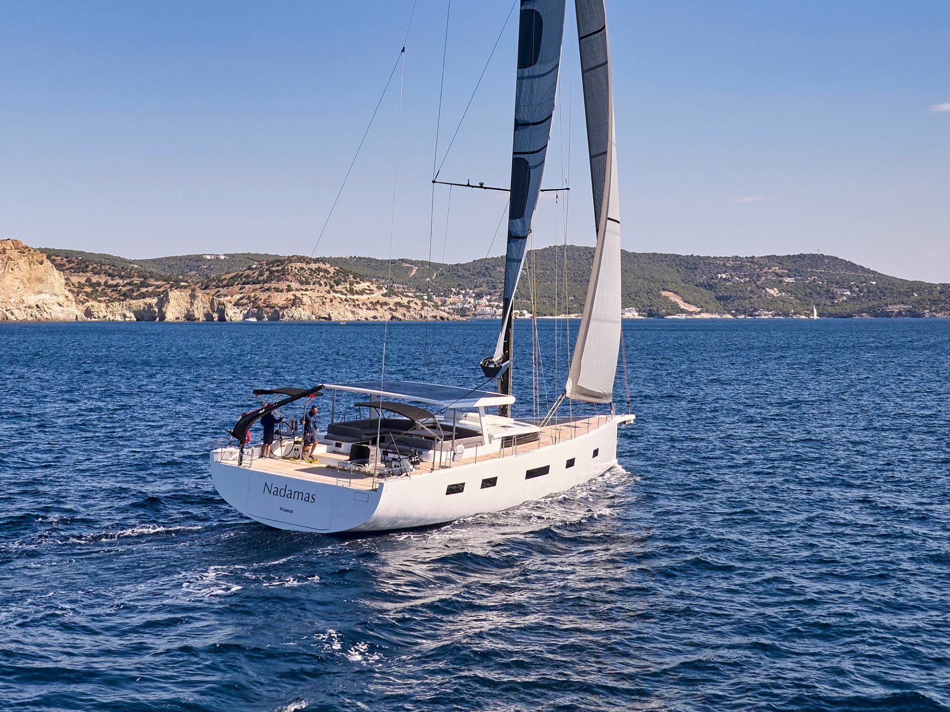 Y Yachts Y8 | Nadamas