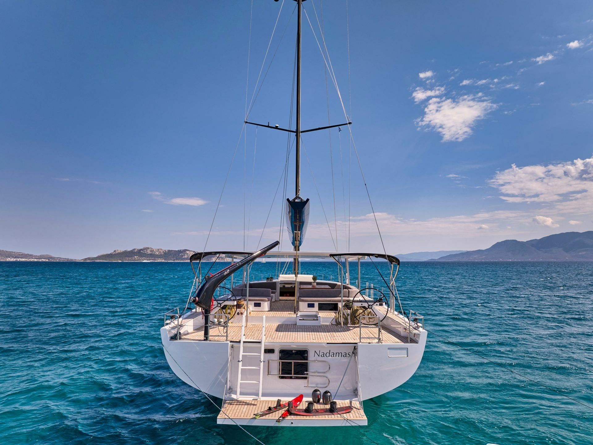 Y Yachts Y8 | Nadamas