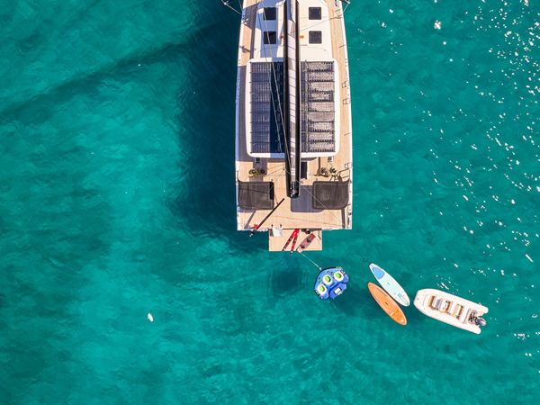 Y Yachts Y8 | Nadamas