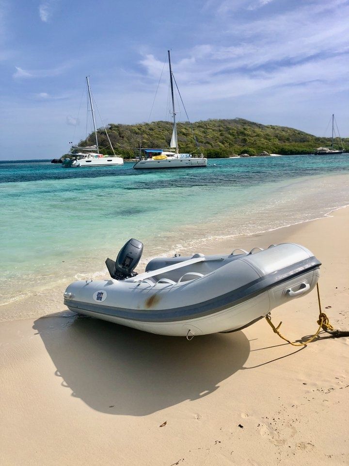 Fountaine Pajot Venezia 42 | Bacchanal