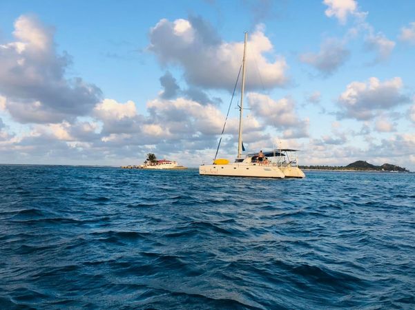 Fountaine Pajot Venezia 42 | Bacchanal
