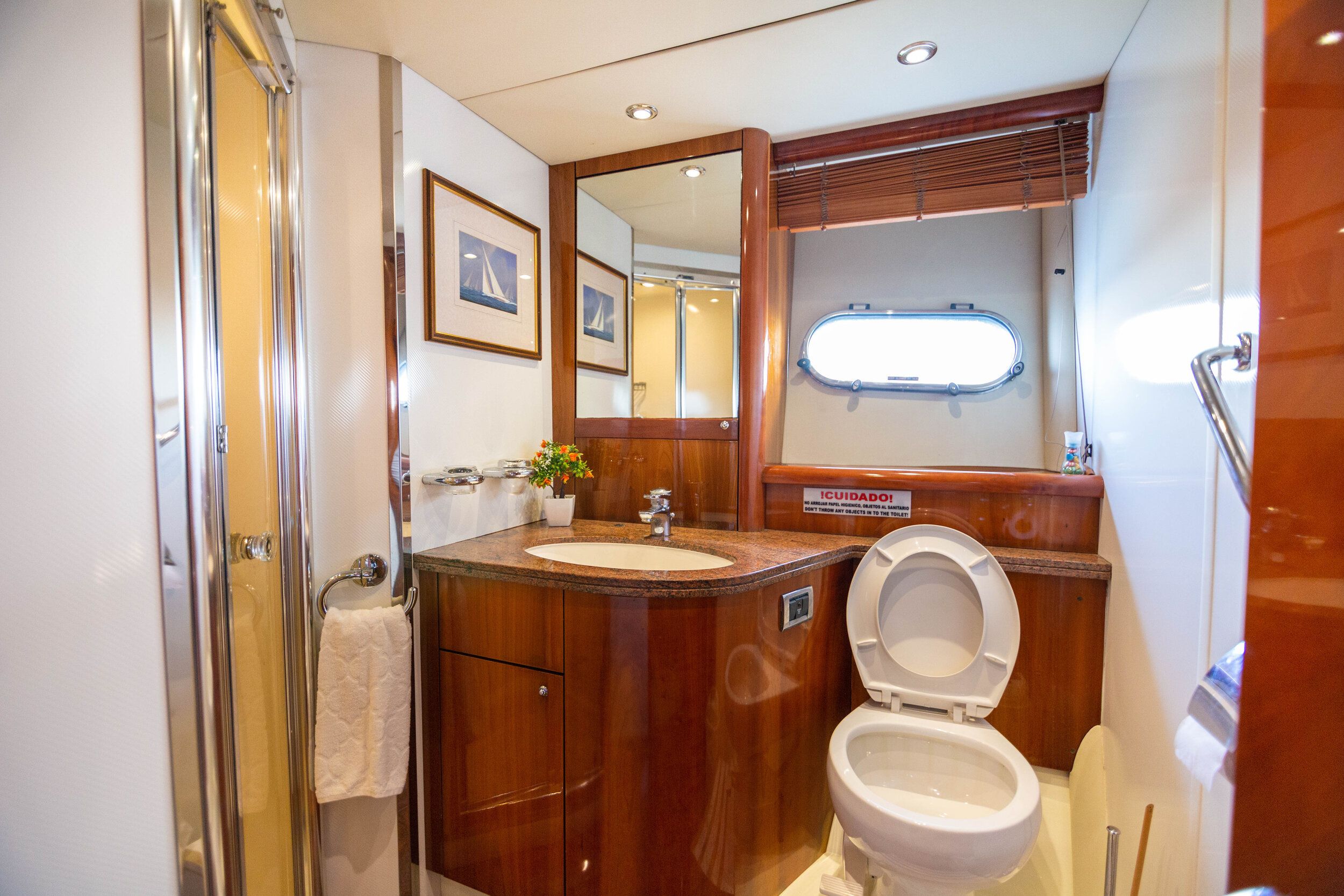 Sunseeker 82 | Martlet