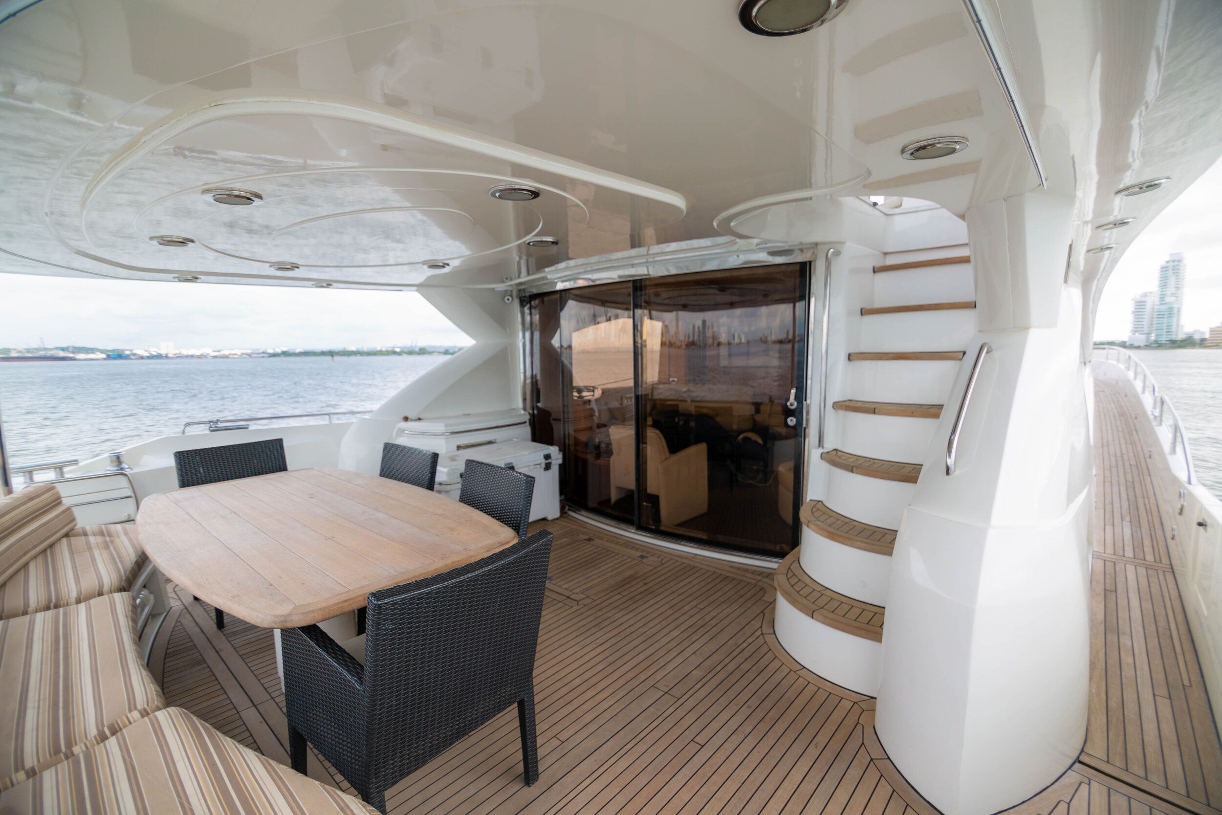 Sunseeker 82 | Martlet