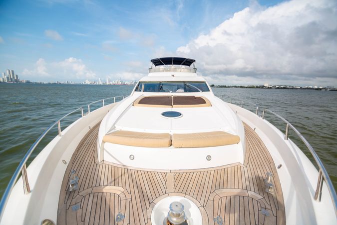 Sunseeker 82 | Martlet