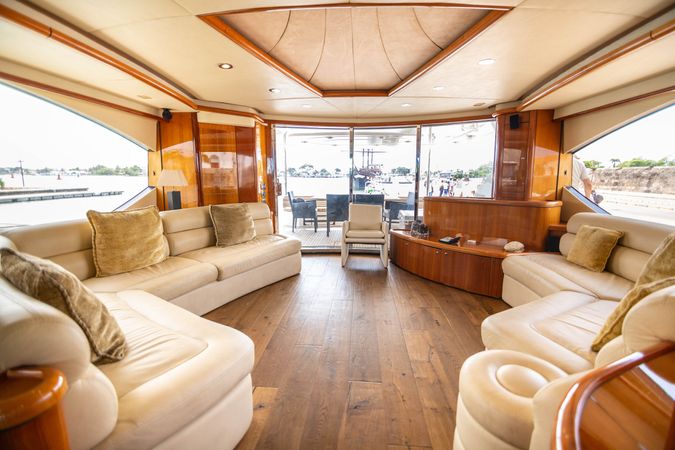 Sunseeker 82 | Martlet