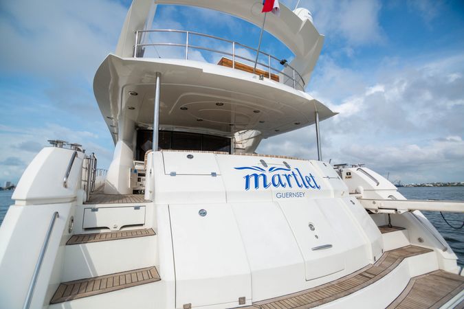 Sunseeker 82 | Martlet