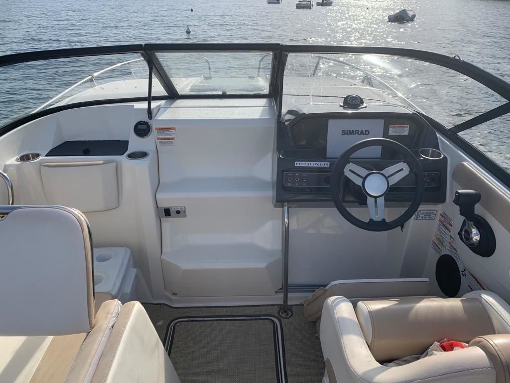 Bayliner VR6 Cuddy | Bluemarine