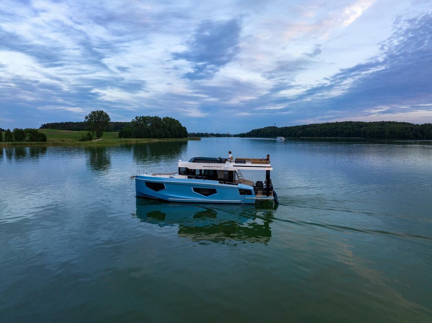 Cobra Yachts Maestro 42 | Cormorant