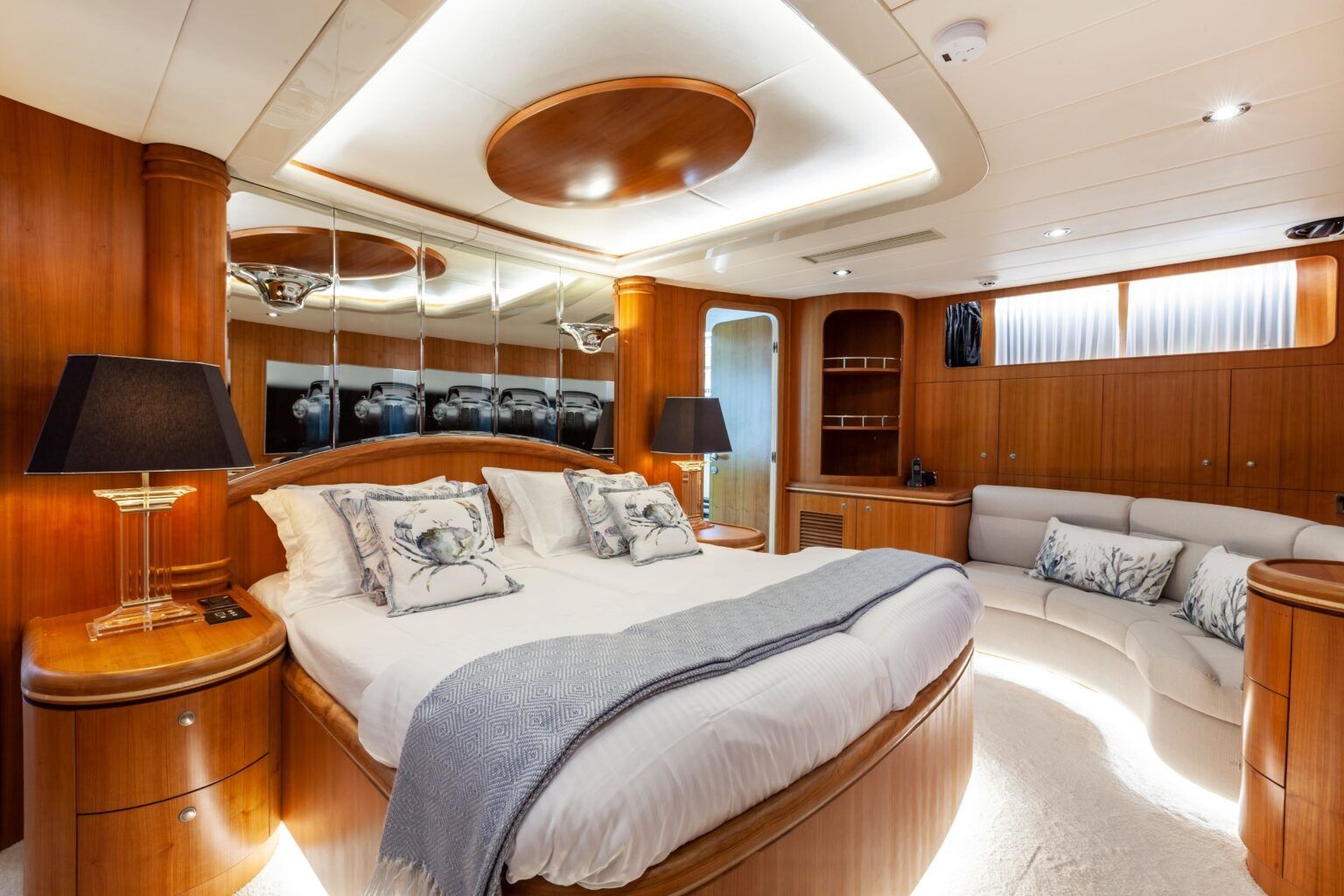 Elegance 82 | Elegance