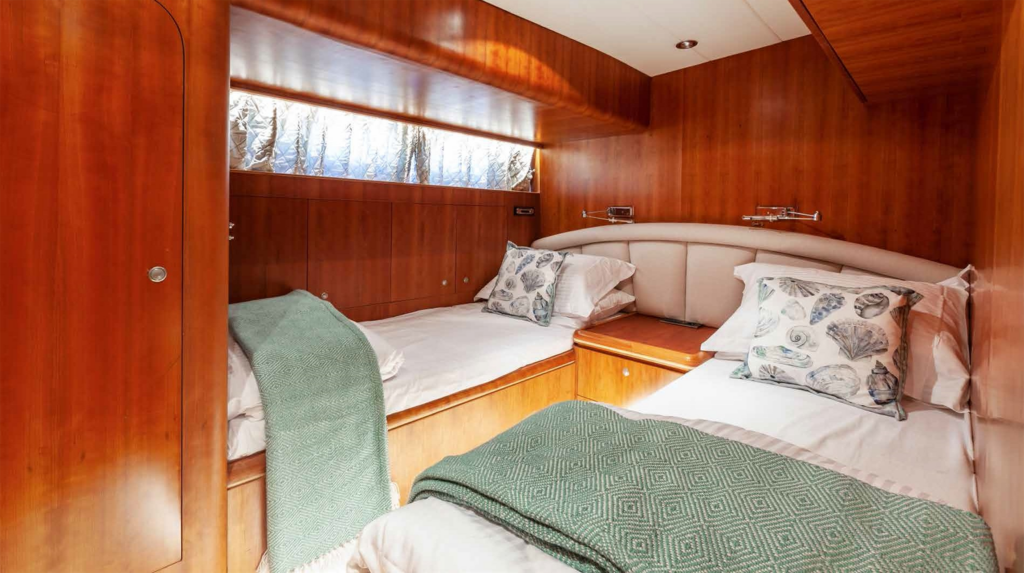 Elegance 82 | Elegance