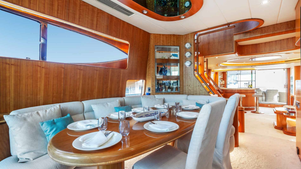 Elegance 82 | Elegance