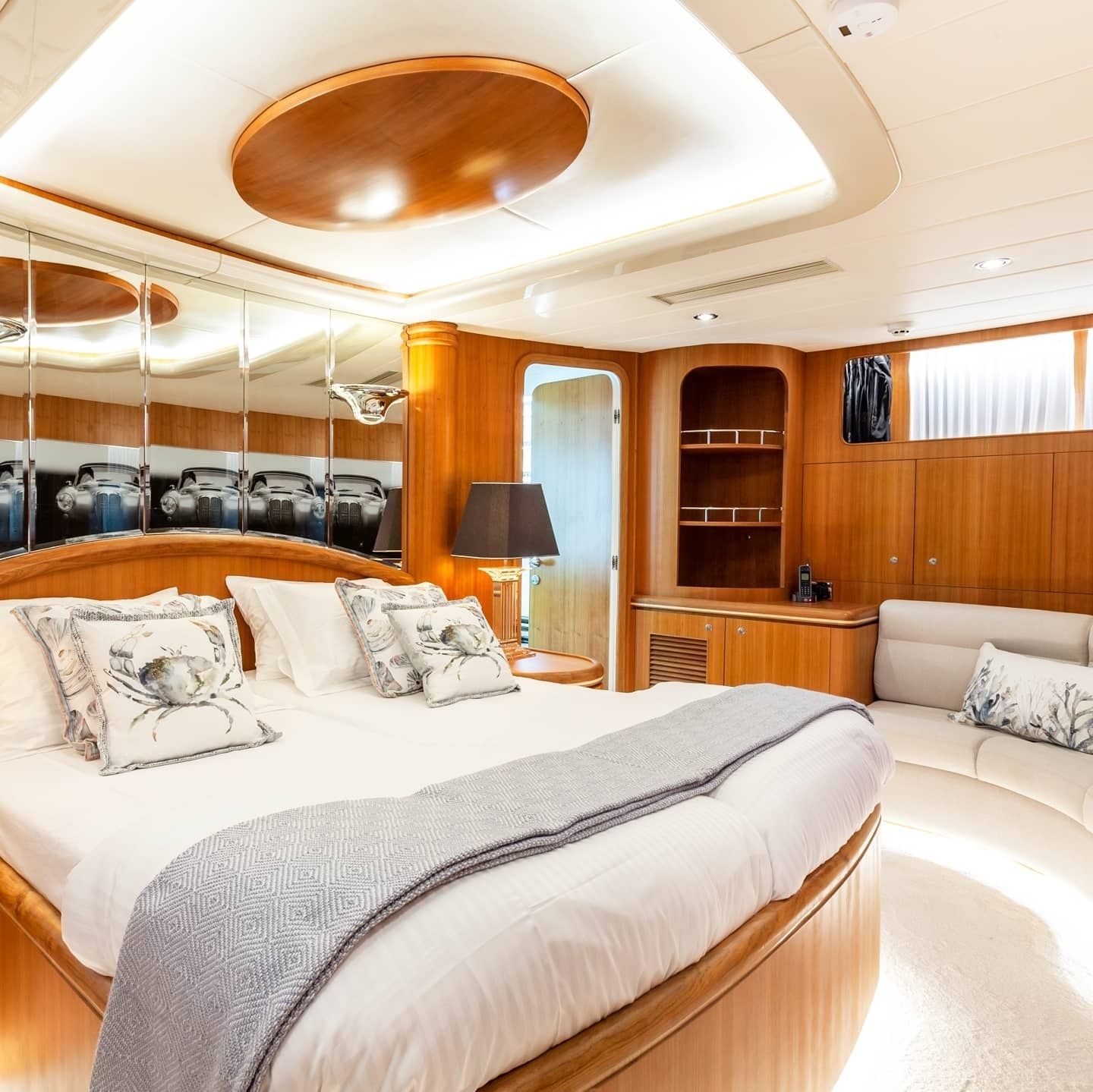 Elegance 82 | Elegance