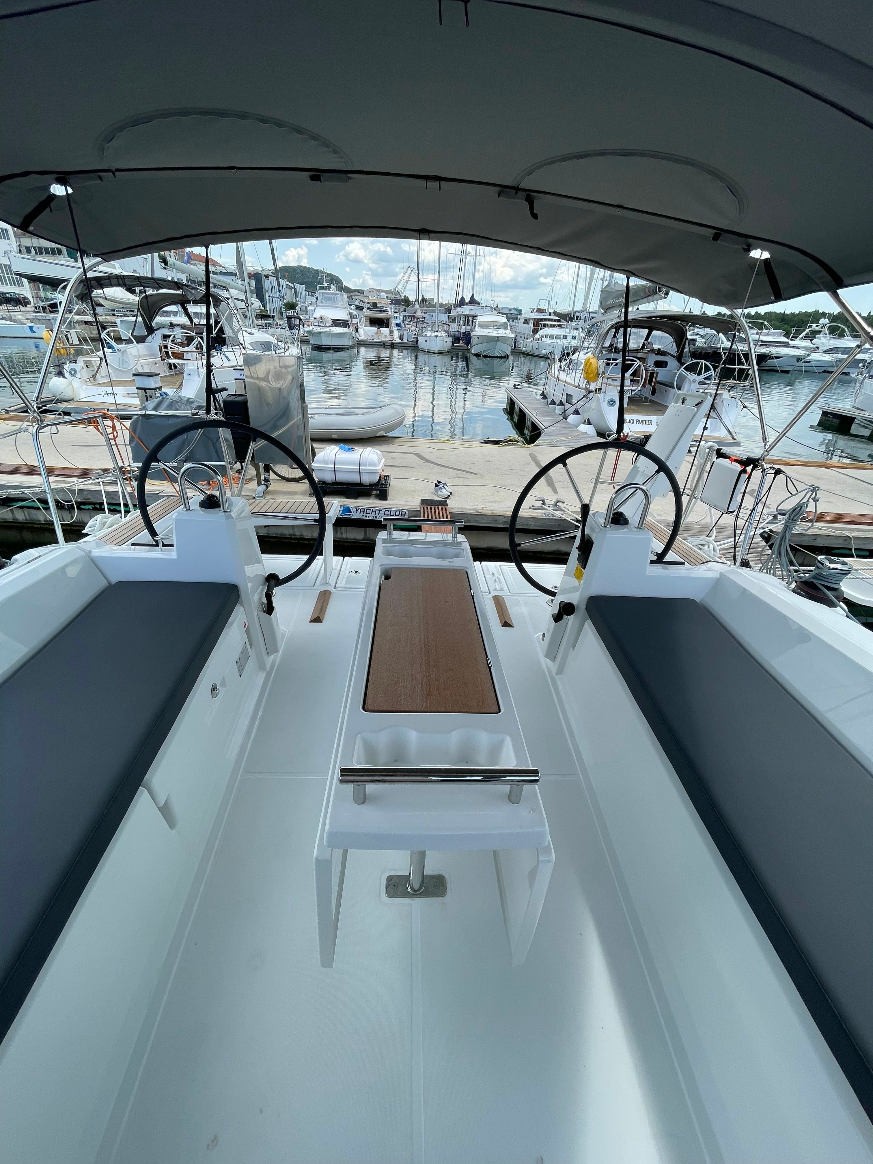 Beneteau Oceanis 38.1 | Cocco
