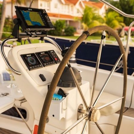 Bavaria 38 Cruiser | Wine Down