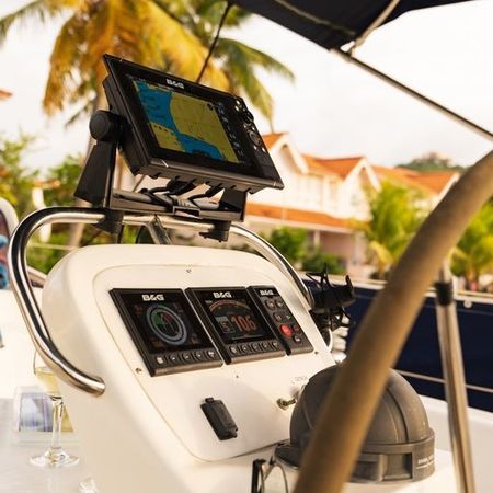 Bavaria 38 Cruiser | Wine Down