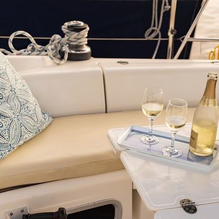 Bavaria 38 Cruiser | Wine Down