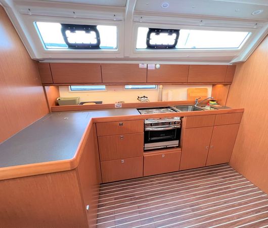 Bavaria Cruiser 46 | Sunset Breeze
