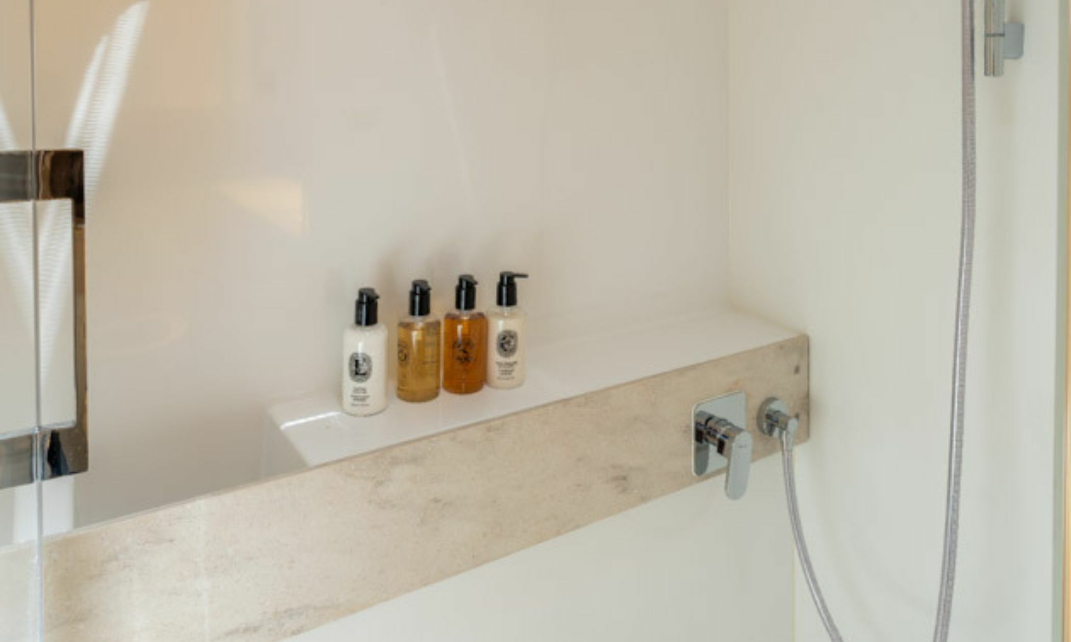 Lagoon Sixty 7 | Valium 67