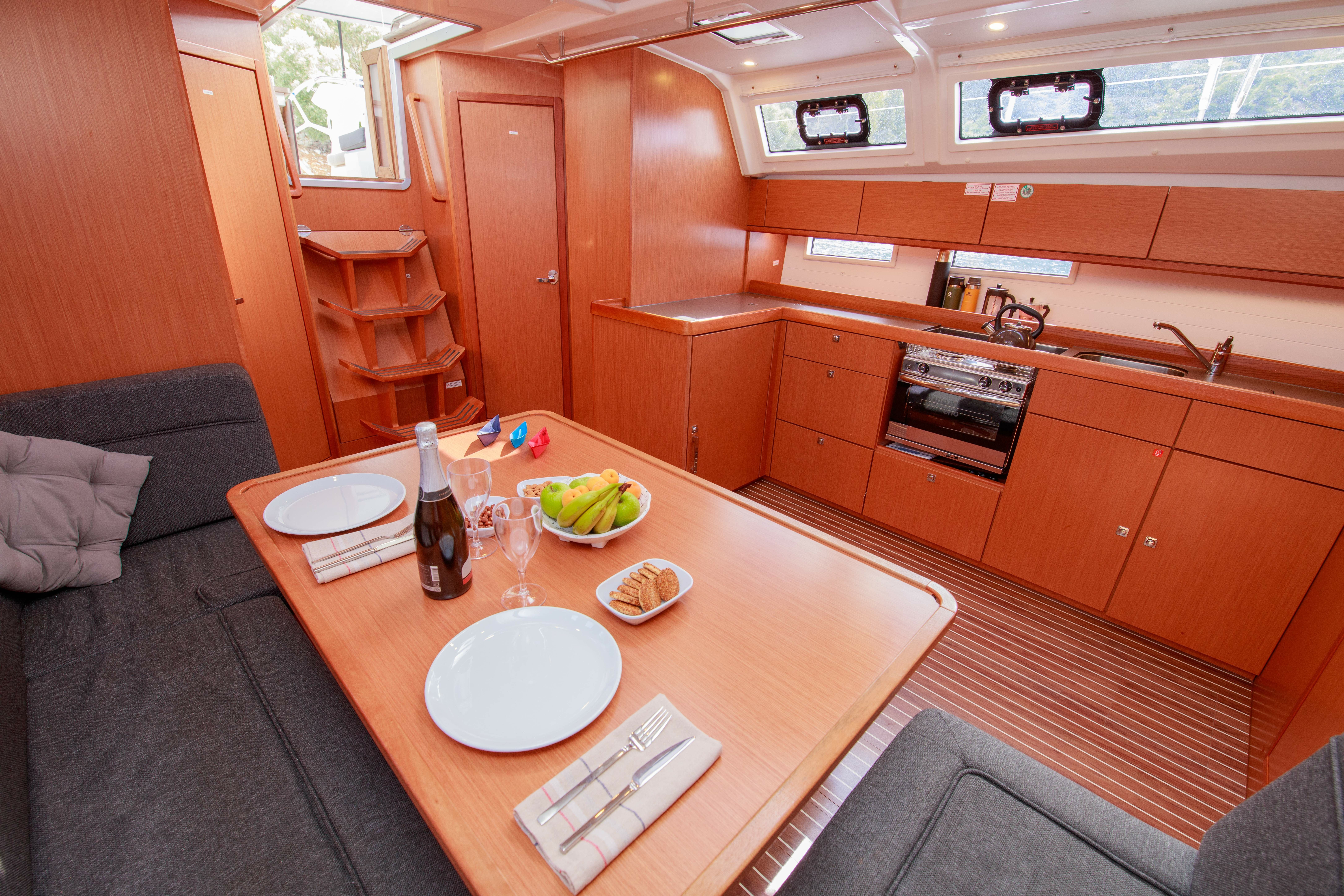 Bavaria Cruiser 46 | Jenga