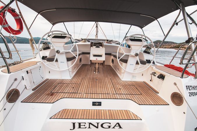 Bavaria Cruiser 46 | Jenga