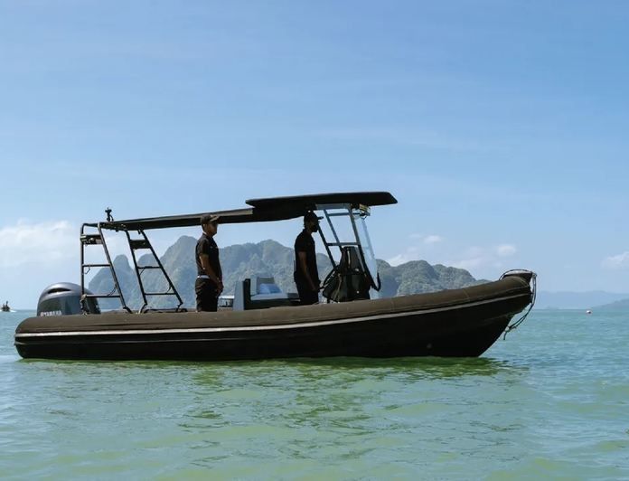 Astondoa 102 GLX | For your eyes only