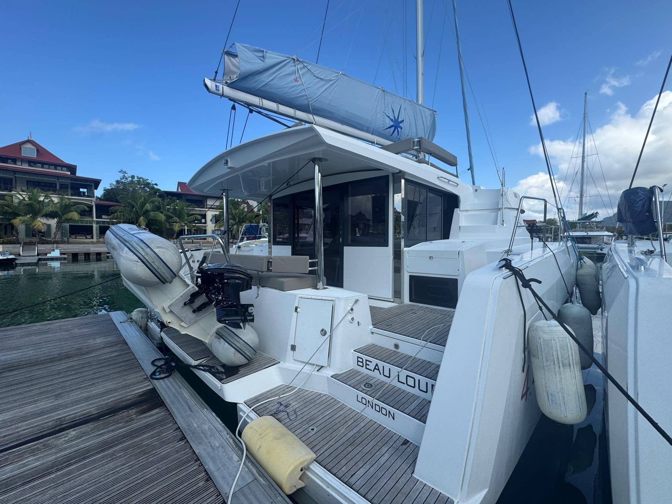 Bali 4.4 | Beau Loup