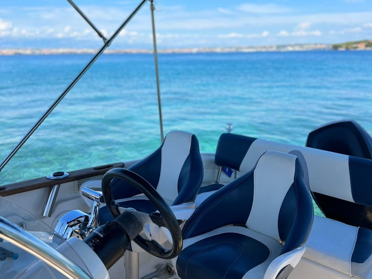 Quicksilver 600 | Silver 7