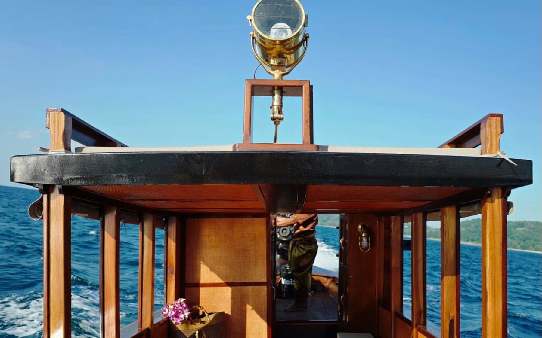 Custom Built 40 | Blue Voyage Oriental